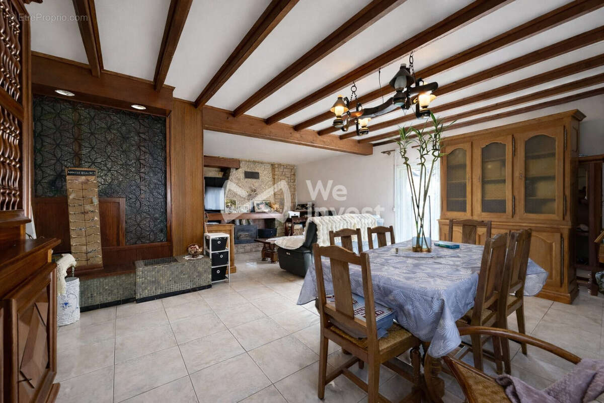 Maison à SAINT-JEAN-DU-FALGA