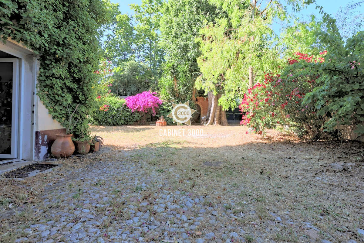 Maison à LA VALETTE-DU-VAR