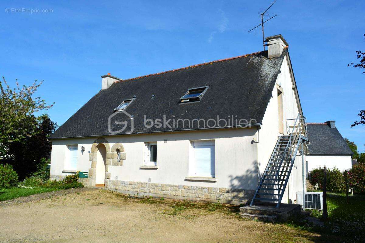 Maison à GUINGAMP