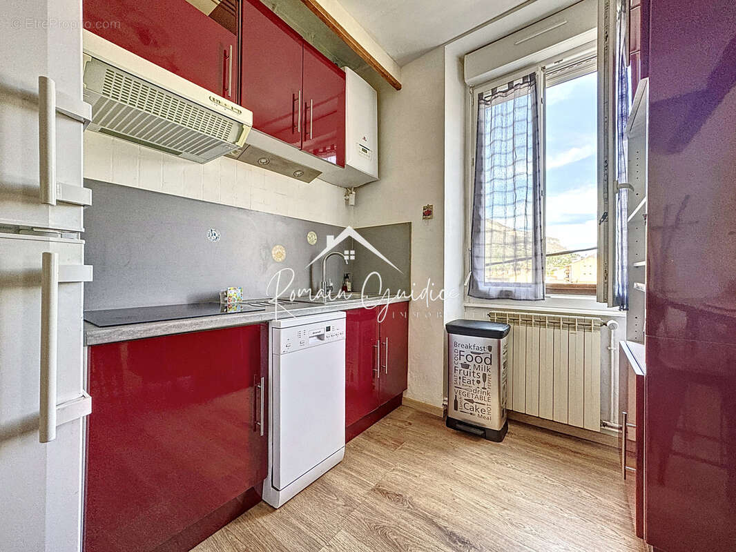 Appartement type 2 de 44 m2 en centre ville - photo 2