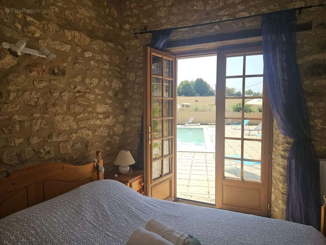 Maison à SAINT-MARCEL-DU-PERIGORD