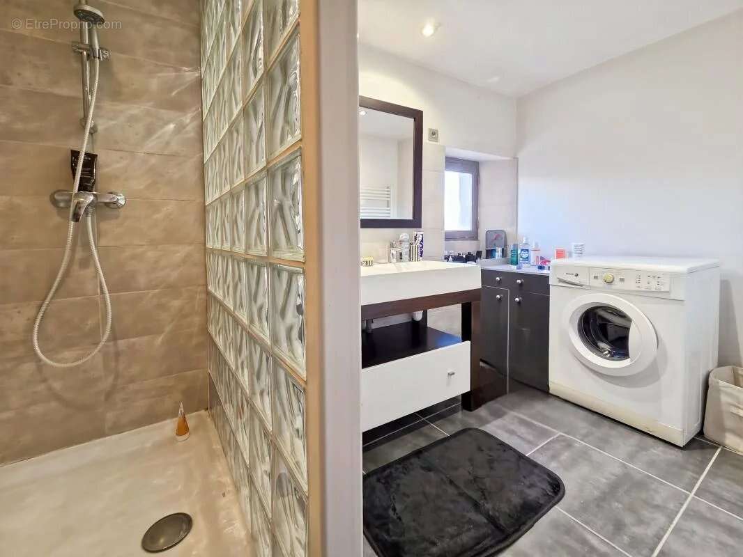 Appartement À Vendre - photo 13