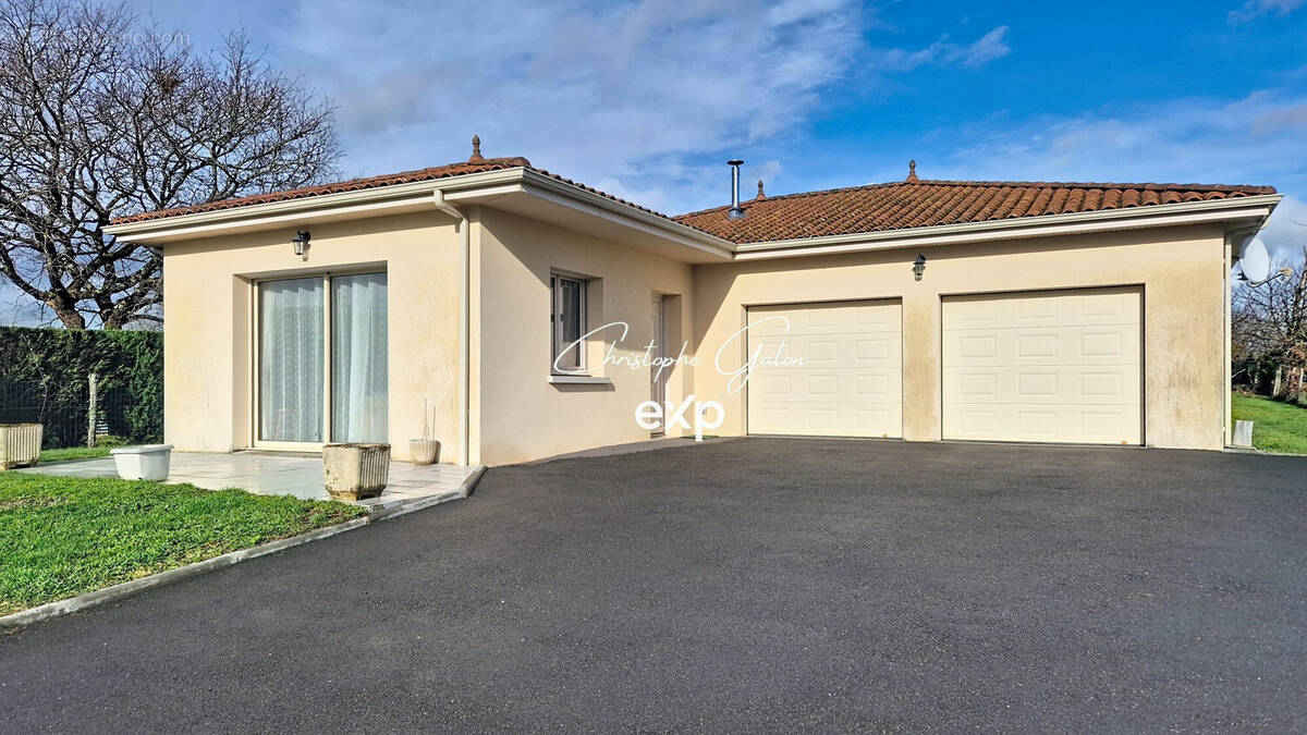 Maison à PEYRAT-DE-BELLAC