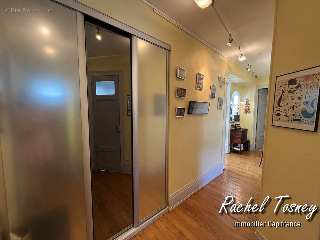 Duplex à vendre 4 pièces belfort (90) balcon, et place de parking dans cour privée ! - photo 6