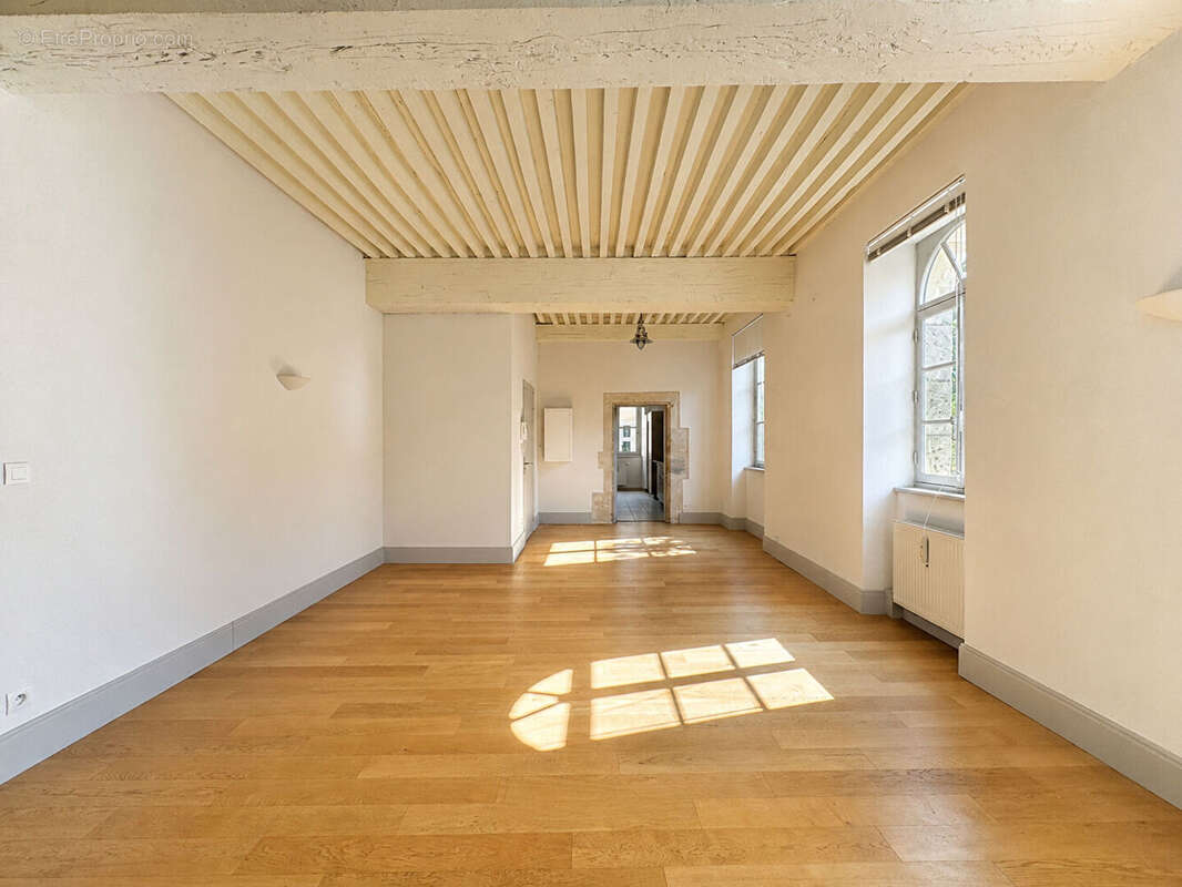 Bel appartement 2 chambres - 80 m² dans résidence sécurisée au centre-ville - photo 2