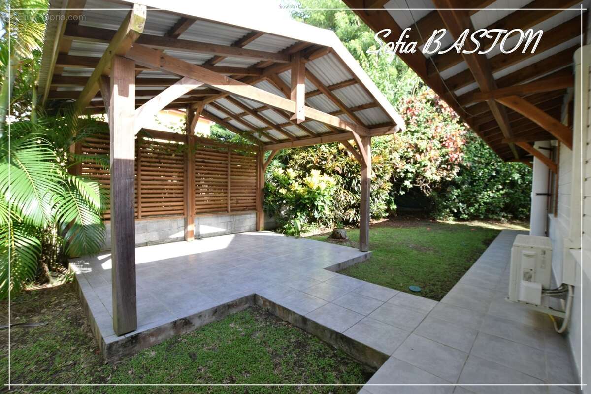 LES TROIS ILETS VILLA P6 bis -165 m² Hab / - Terrain de 986 m² - Piscine - Plain pied - A Vendre Martinique (972) - photo 18