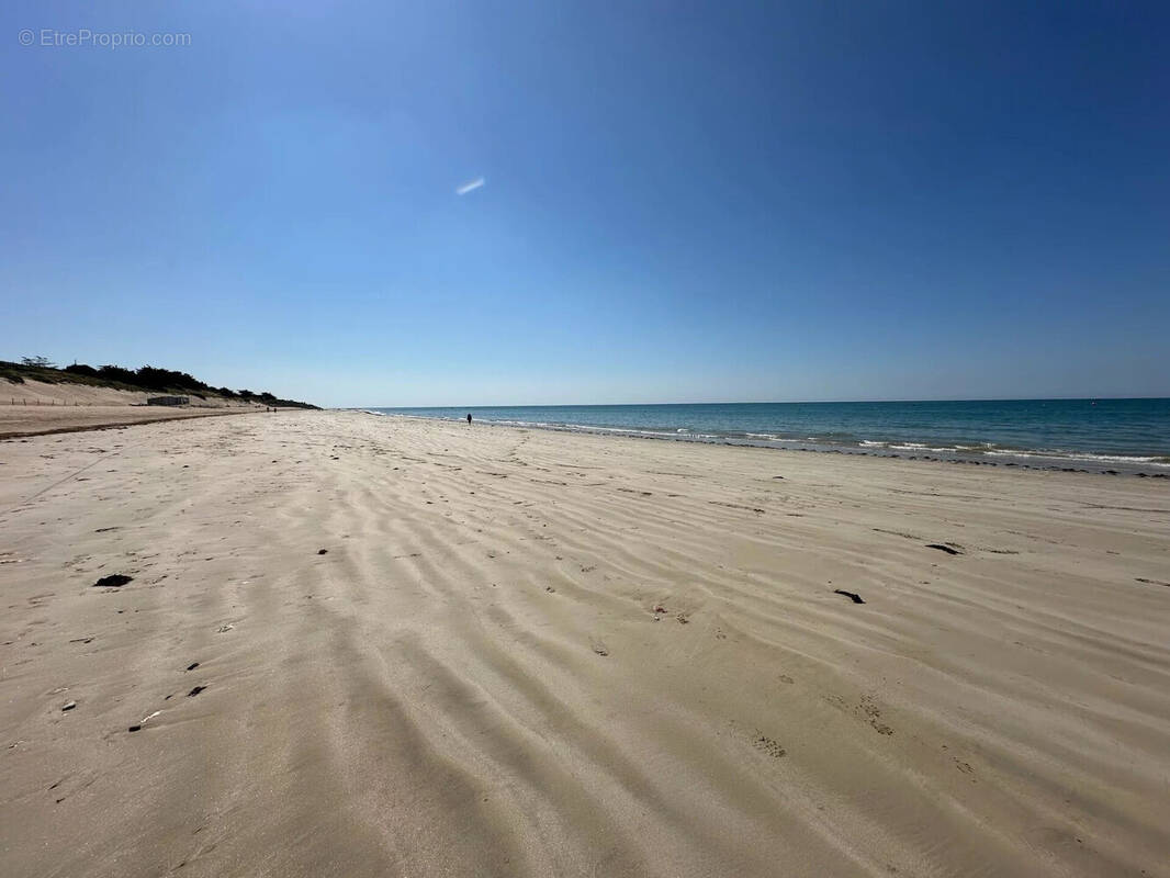 Photo Maison à Rivedoux-Plage au prix de 977 600€