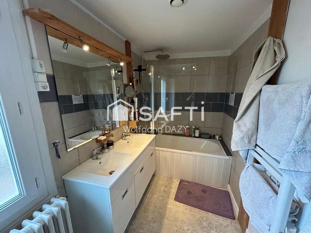 Photo 8 - Maison à VOUNEUIL-SUR-VIENNE