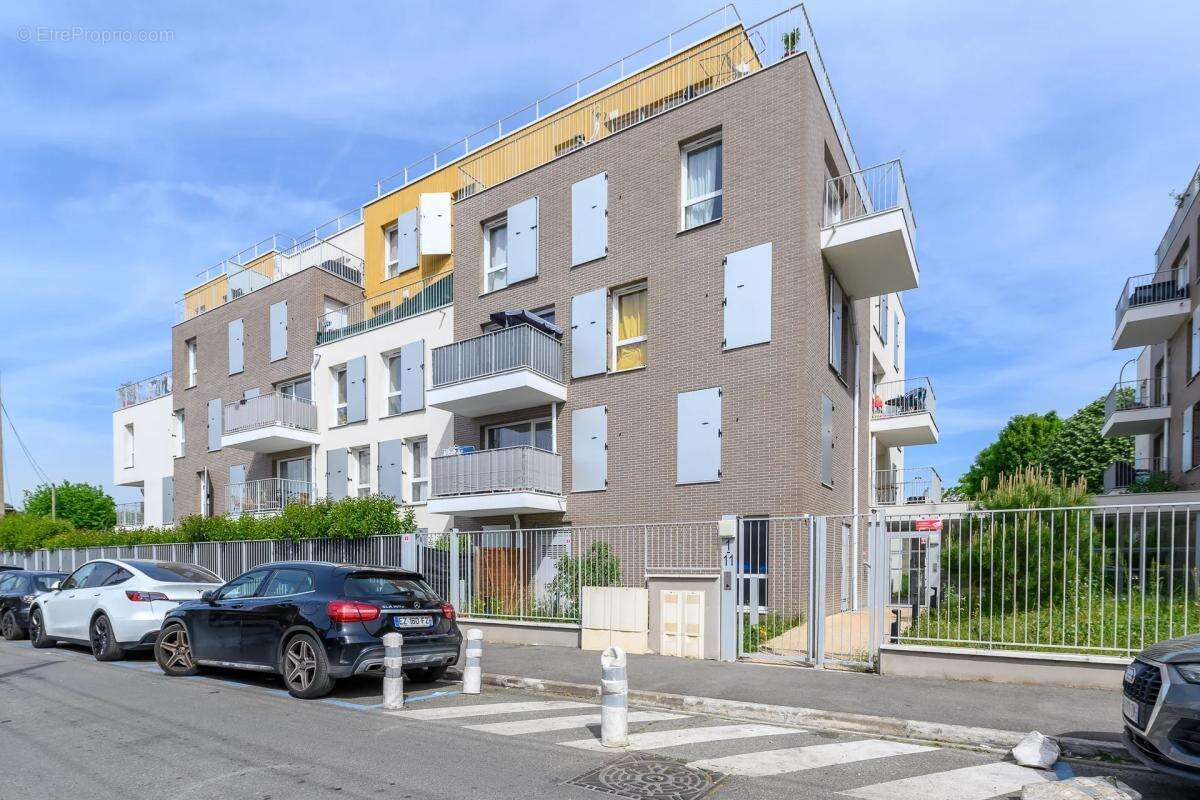 Appartement à LIVRY-GARGAN