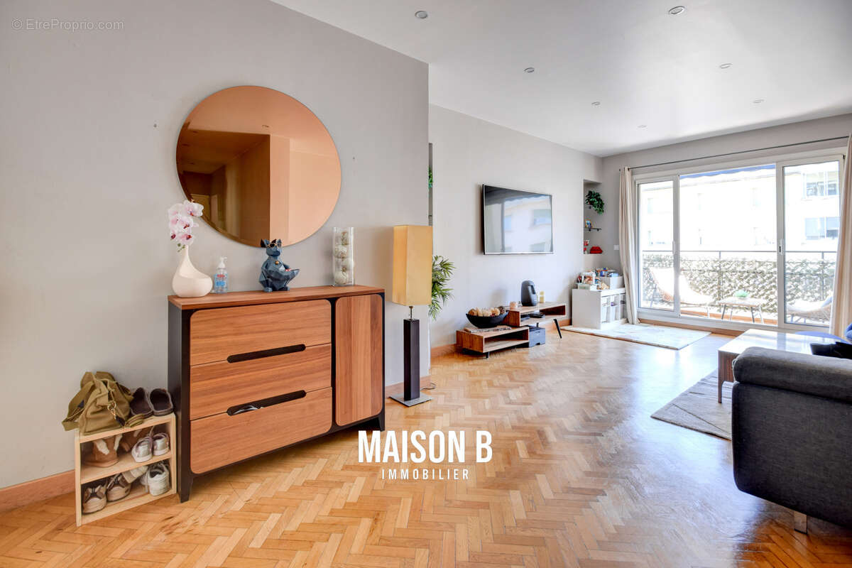 Appartement à MARSEILLE-8E