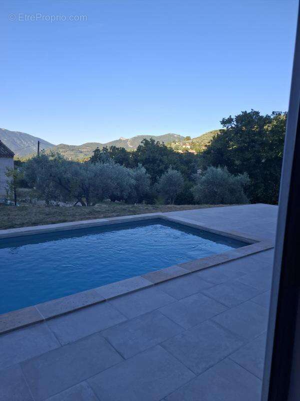 Maison à BUIS-LES-BARONNIES