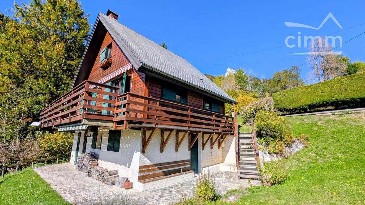 Maison à SAINT-PIERRE-DE-CHARTREUSE