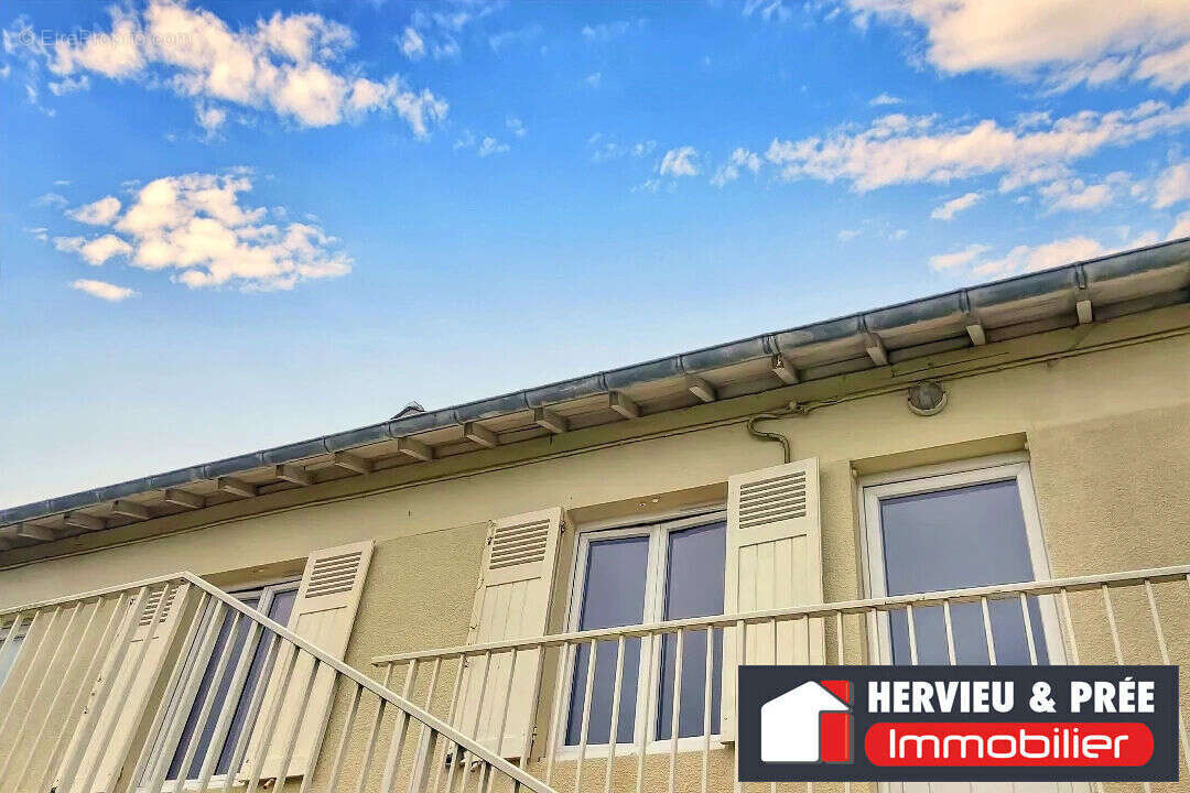 Appartement à LUC-SUR-MER