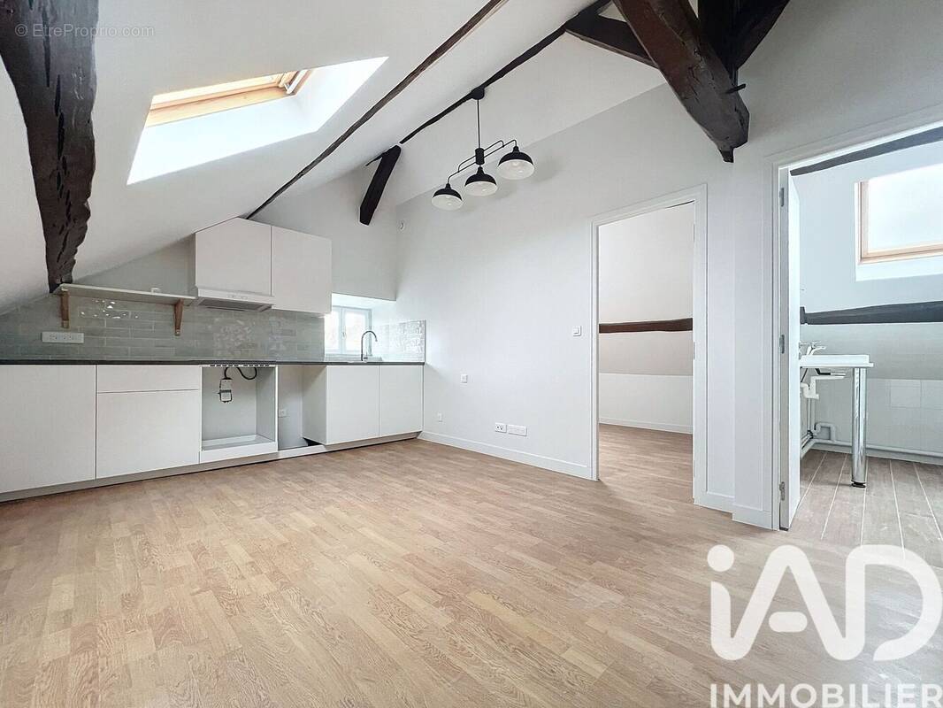 Photo 1 - Appartement à CORBEIL-ESSONNES