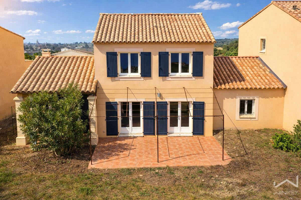 Maison à SAINT-REMEZE