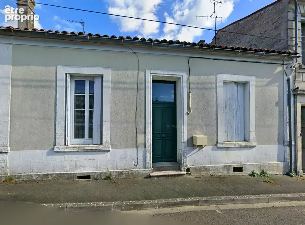MAISON DE VILLE avec jardin arboré de 260 m2 et garage, à 450 m du Jardin Public ! - photo 7