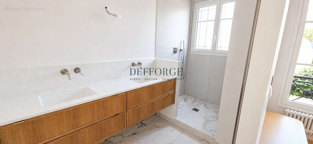 Appartement 89 m² à Paris-7e  - photo 7