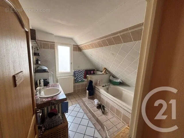 Maison 105 m² à Oissery  - photo 6