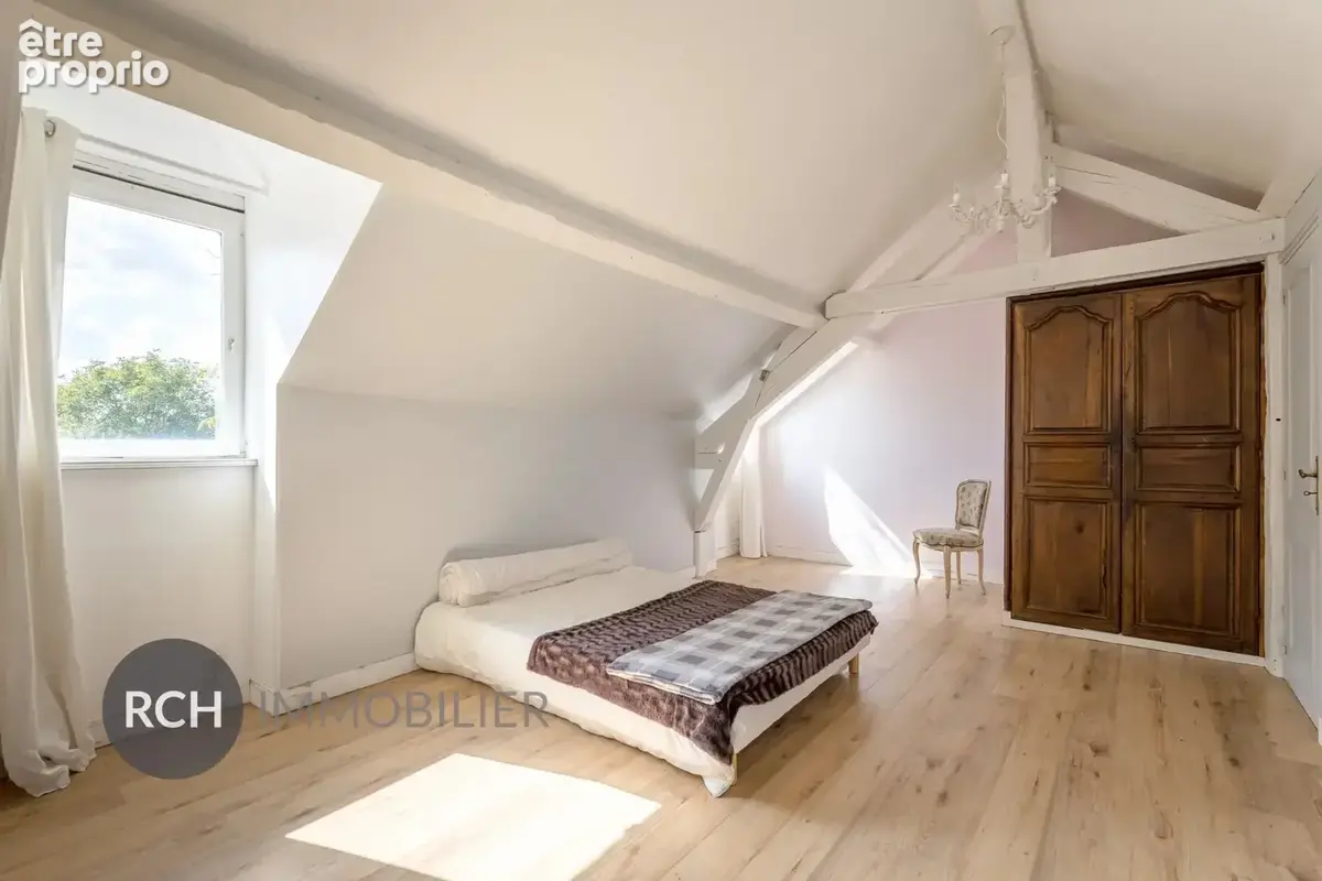 Exclusivité - A quelques minutes de Montfort-l'Amaury - Belle maison ancienne aux beaux volumes - photo 12
