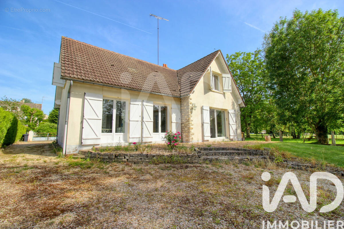 Photo 1 - Maison à ESCRENNES