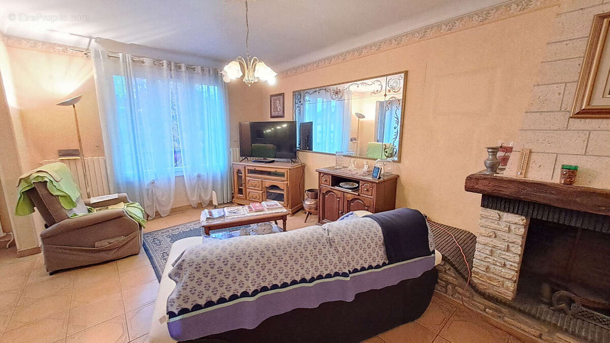 Maison à MAGNY-LES-HAMEAUX