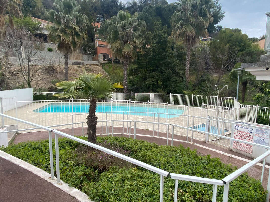 Appartement à ROQUEBRUNE-CAP-MARTIN