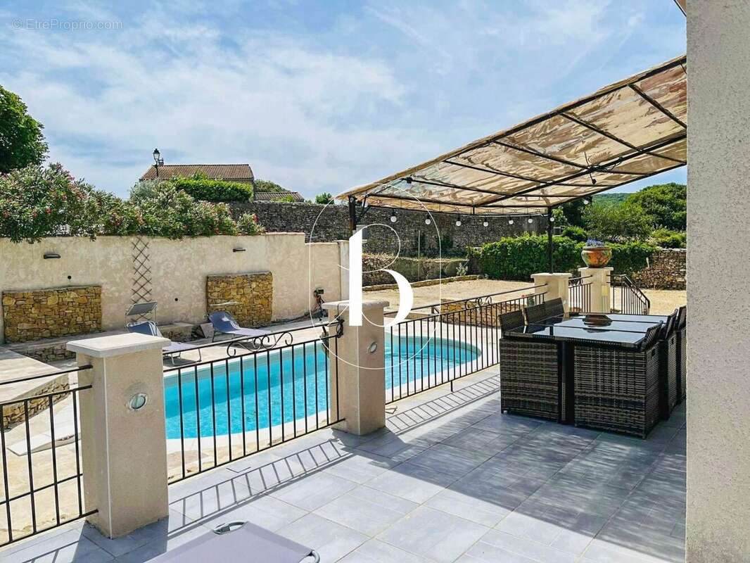 Maison à GOUDARGUES