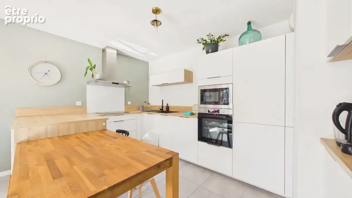 Appartement T3 récent avec terrasse et double stationnement (Boxable) - photo 6