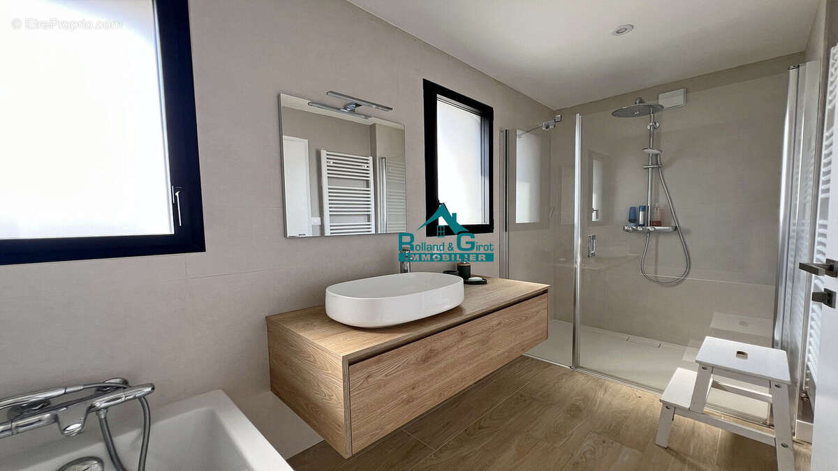 Contemporaine à Chateaugiron 4 chambres - photo 6