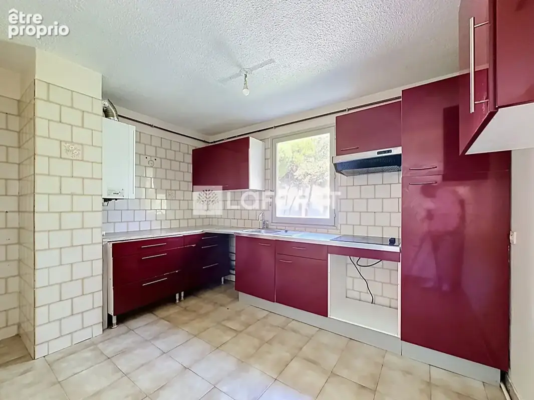 Centre-Ville -T3 traversant 68 m² avec loggia, garage double 30 m² et cave privative - photo 3