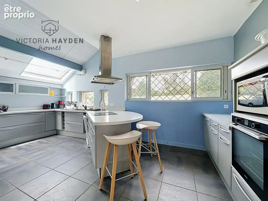 Maison 9 pièces 302 m² à vendre à Idron (64320) - photo 5