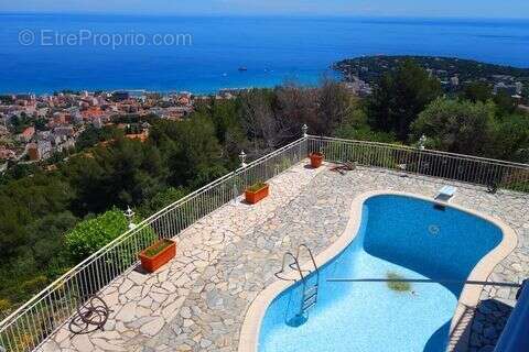 Maison à ROQUEBRUNE-CAP-MARTIN