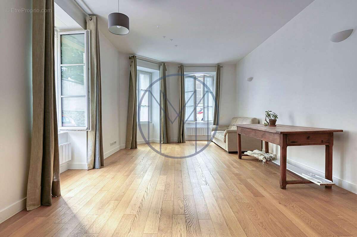 Appartement à VERSAILLES