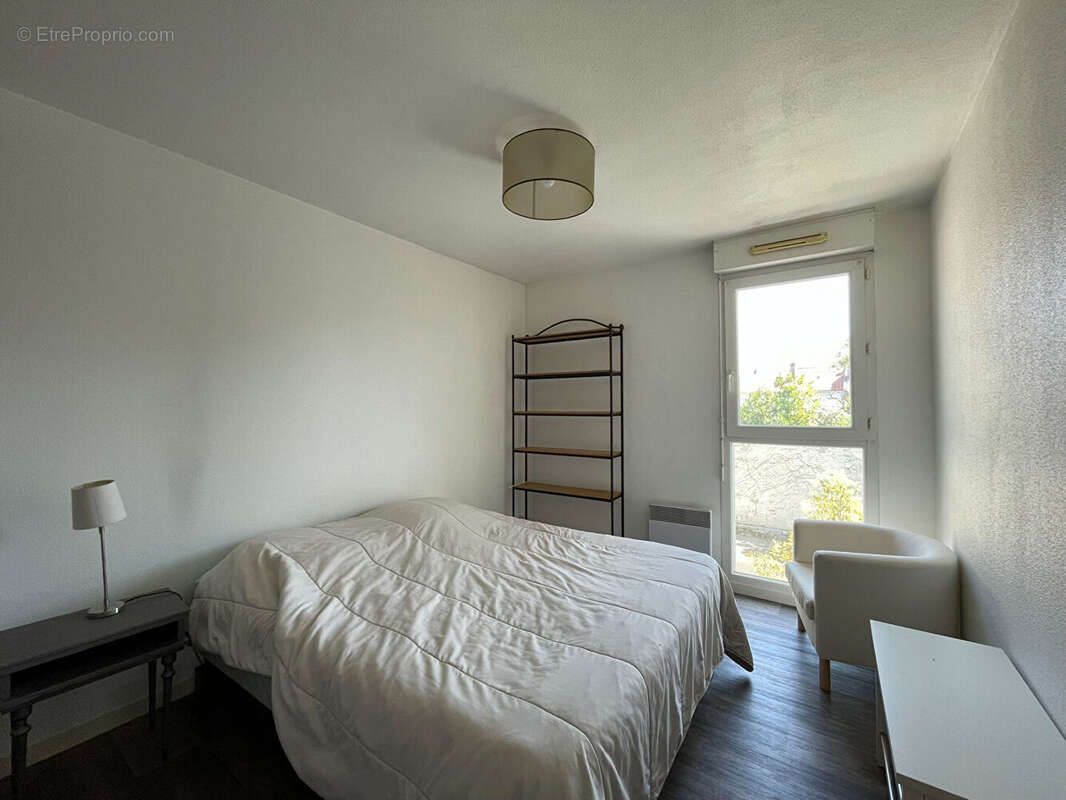Bordeaux Chartrons - Appartement T2 très lumineux de 43,5 m² avec terrasse, cellier et place de parking - photo 4