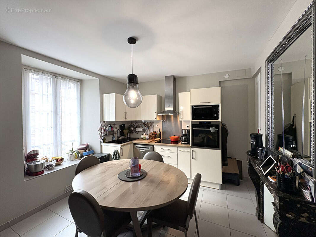 Appartement à CHARLEVILLE-MEZIERES