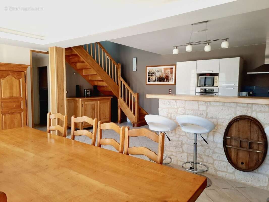 Maison à SAINT-GERMAIN-SUR-AY