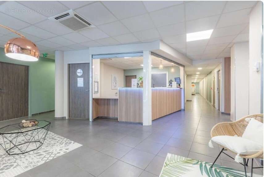 INVESTISSEMENT LOCATIF  VALENCE  Résidence d'Affaires Appart'City Classic Valence - 5,5 % de rentabilité - photo 9