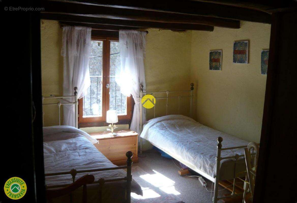 Maison à DUN-LE-PALESTEL