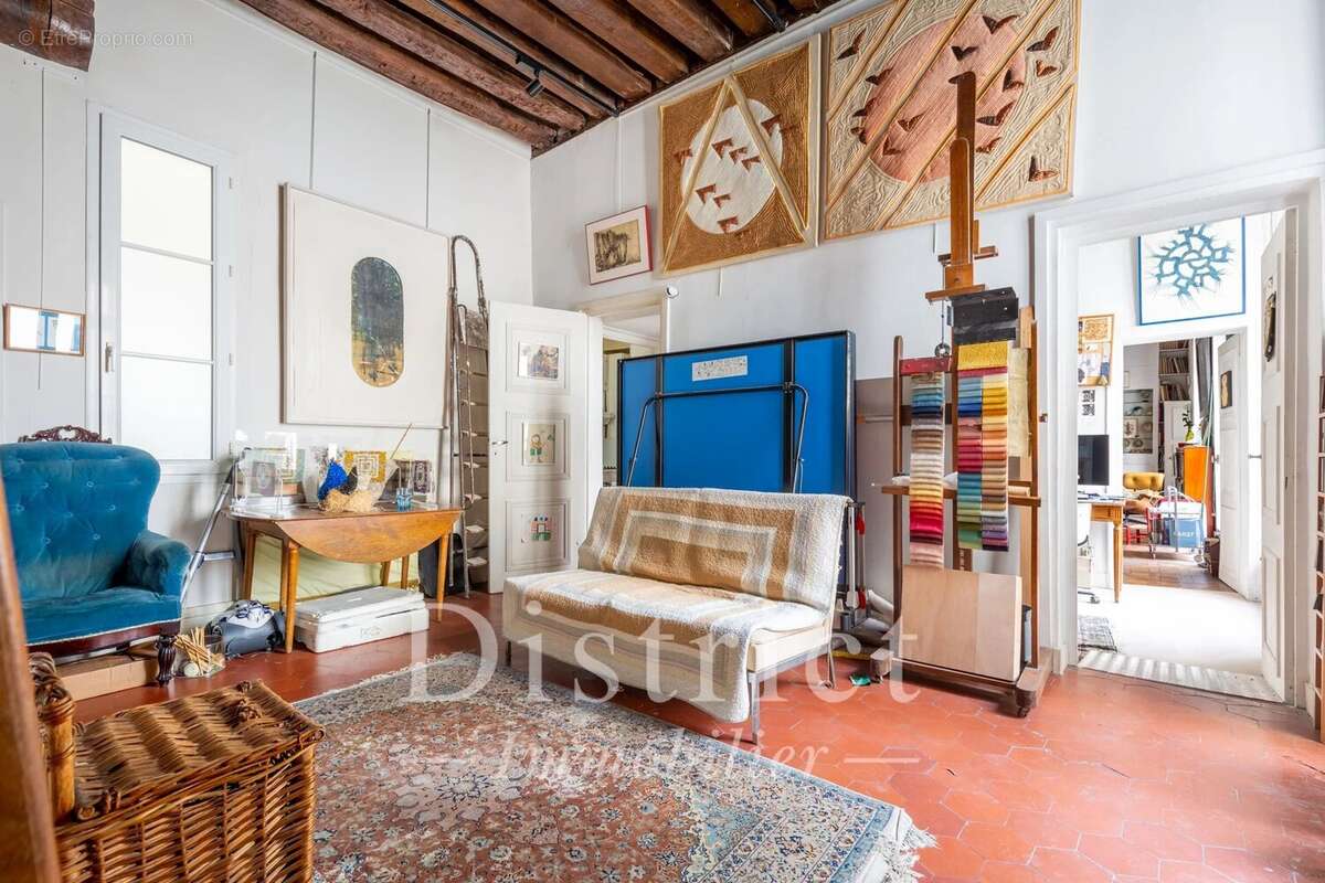 Appartement à PARIS-4E