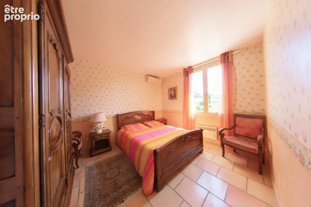 Villeneuve-lès-avignon (30400) – maison individuelle – 5 pièces – calme absolu – aucun vis-à-vis – piscine – bureau indépendant - photo 7