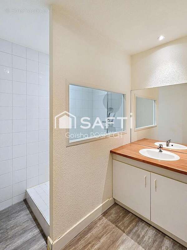 Appartement 46 m² à Saint-Geoire-En-Valdaine  - photo 4