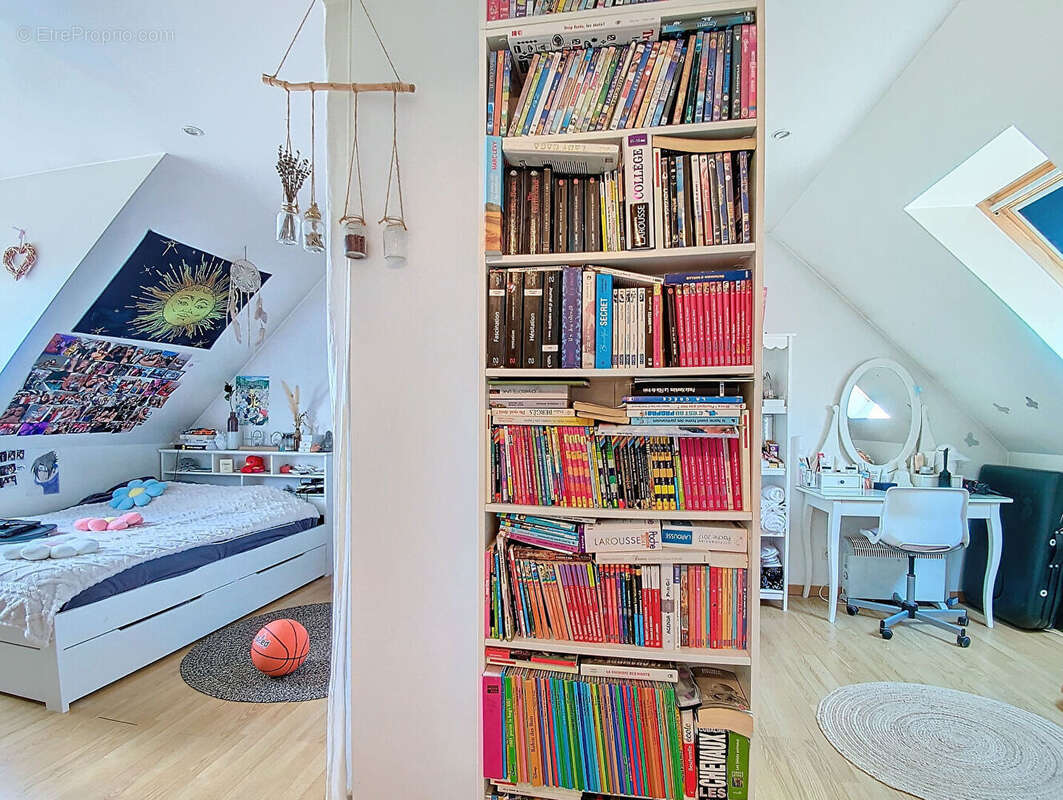 Maison à CHAUMONTEL