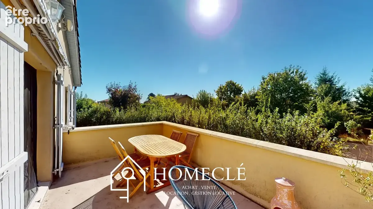 Superbe maison familiale avec terrain en plein coeur de saint georges de reneins - photo 5