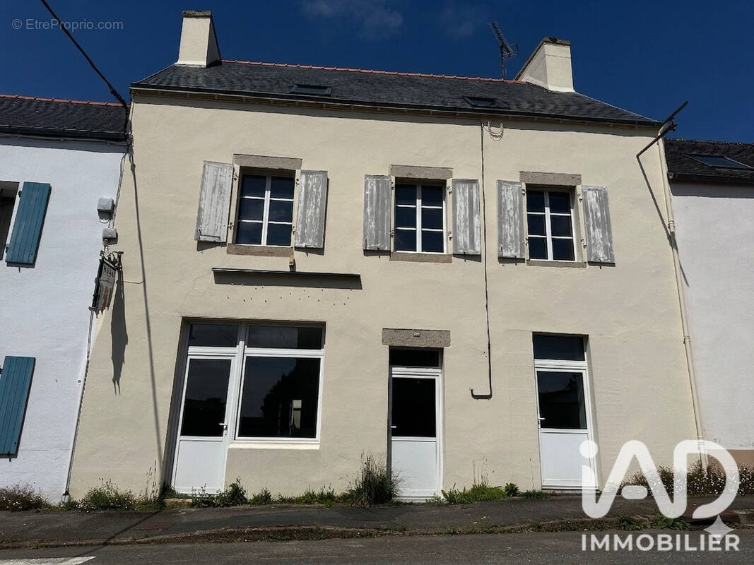 Photo 1 - Maison à PONT-CROIX