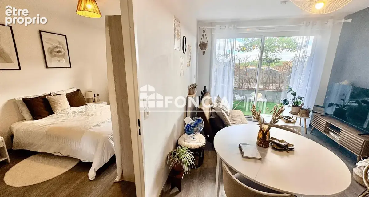 À vendre – angers quartier recent des hauts de saint aubin appartement t2 – terrasse – 2 chambres – parking - photo 4