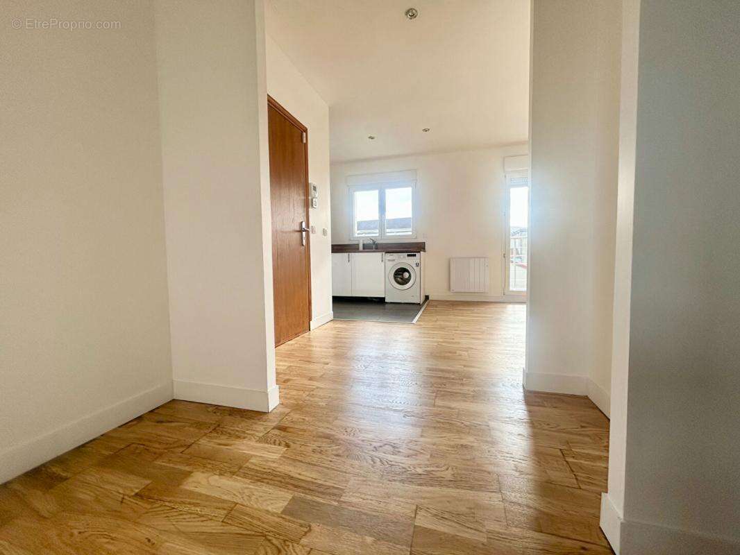 Appartement à FONTENAY-SOUS-BOIS