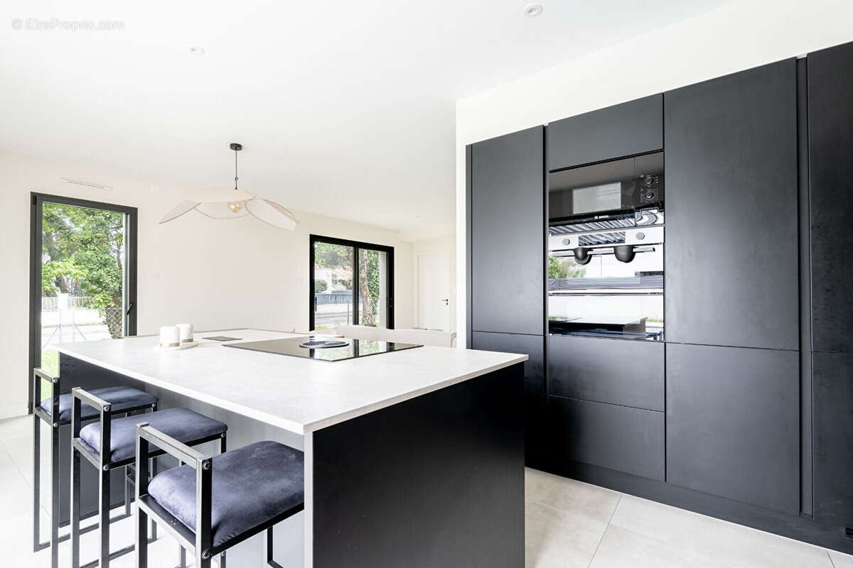 Maison contemporaine 2024 - 112 m² , Piscine Les Sorinières / limite Vertou - photo 2