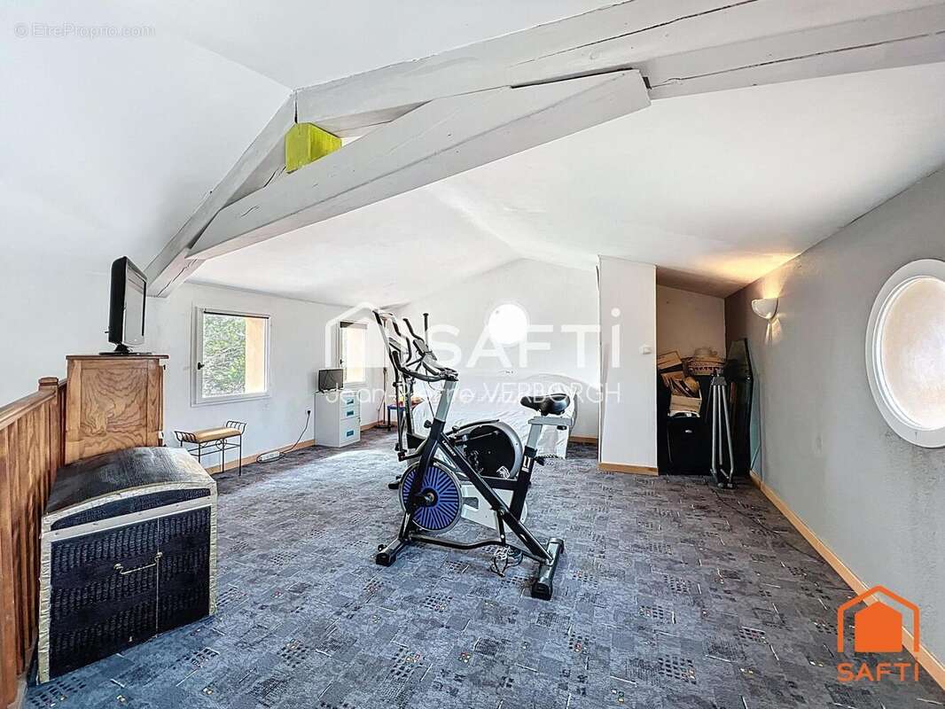 Photo 8 - Maison à REGUSSE