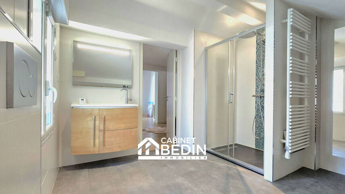 Maison 233 m² à Le Bouscat  - photo 9