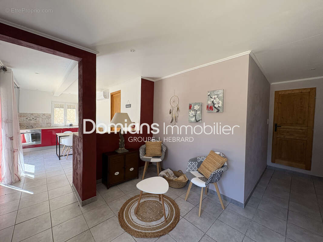 Maison à CORBERE
